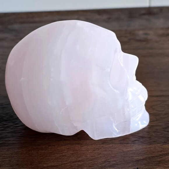 Mongono Calcite Skull – Insight • Emotional Balance • Soul Memory - Picture 2 of 5
